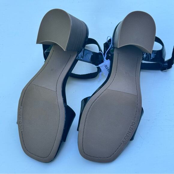 Old Navy Black Jack Heel Ankle Strap Sandals
Sz 8
NWT - Picture 7 of 9